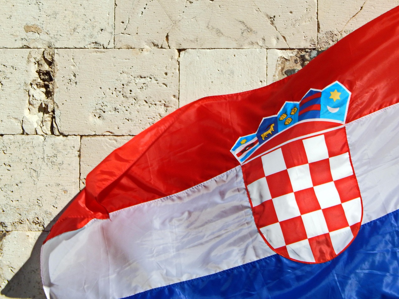 Preserving Voices: How Croatia Sets an Example in Protecting Mother Tongues